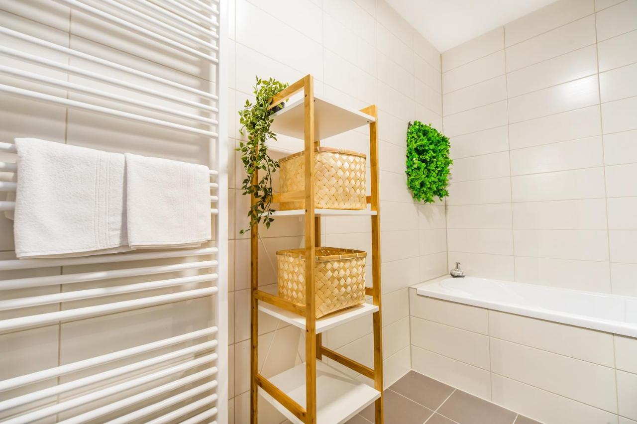 Apartament Smarald Braşov Exterior foto