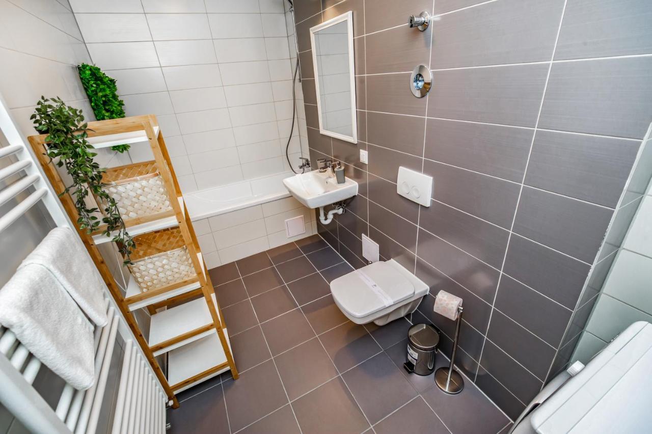 Apartament Smarald Braşov Exterior foto