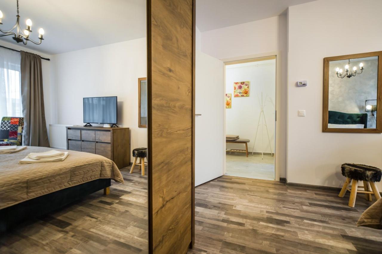 Apartament Smarald Braşov Exterior foto